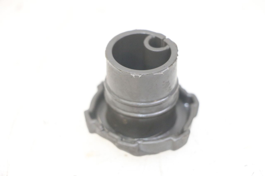 photo de TAPON DEPOSITO ACEITE GILERA RUNNER SL 50 (2006 - 2009) - Primer plano técnico