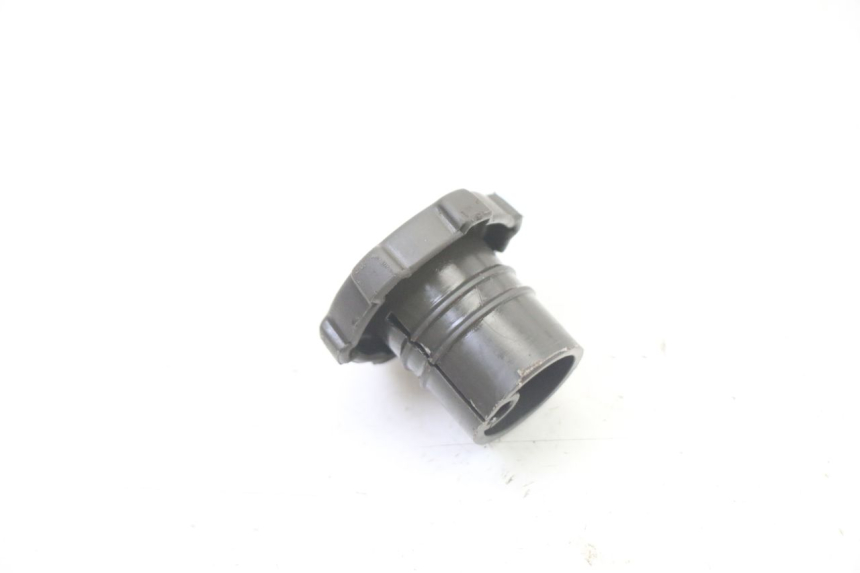 photo de TAPON DEPOSITO ACEITE GILERA RUNNER SP 50 (2006 - 2008) - Zoom estado de uso