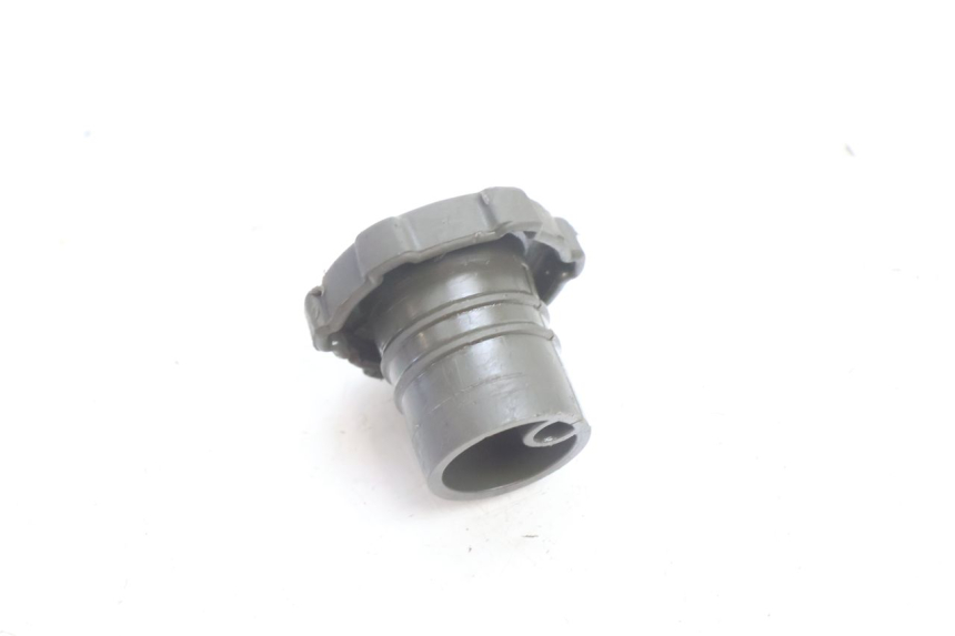photo de TAPON DEPOSITO ACEITE GILERA RUNNER SP 50 (2002 - 2004) - Zoom estado de uso