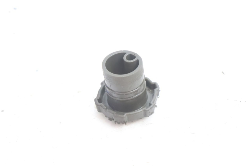 photo de TAPON DEPOSITO ACEITE GILERA RUNNER SP 50 (2002 - 2004) - Otra perspectiva