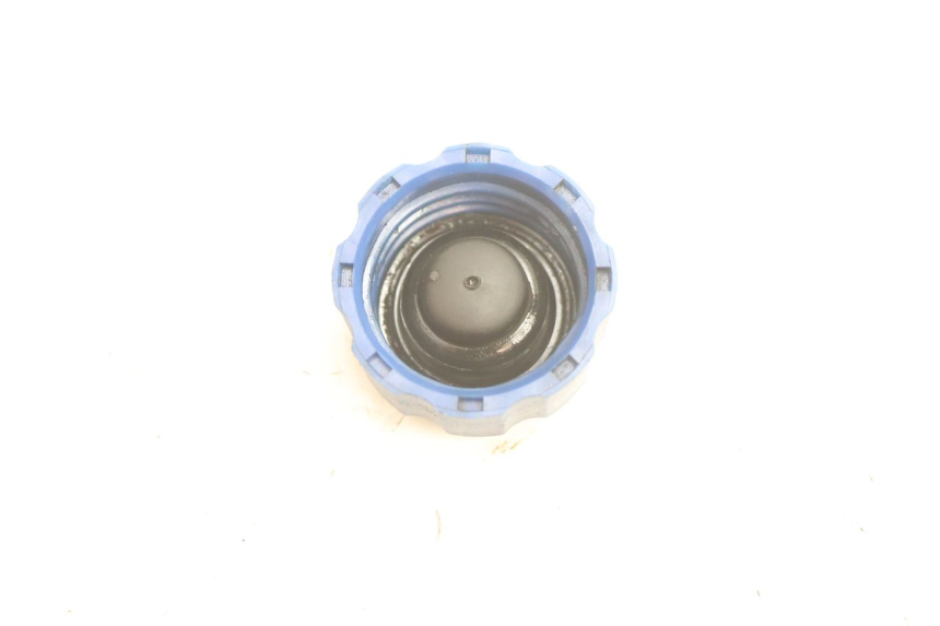 photo de TAPA DEPÓSITO DE ACEITE PEUGEOT SATELIS 125 (2006 - 2009) - Zoom estado de uso