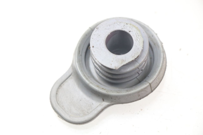 photo de TAPON DEPOSITO ACEITE YAMAHA SLIDER 50 (2004 - 2016) - Detalle de la pieza