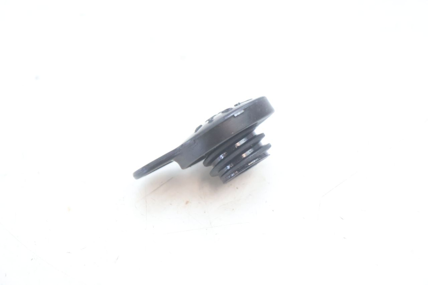 photo de TAPON DEPOSITO ACEITE YAMAHA SLIDER 50 (1999 - 2004) - Detalle de la pieza