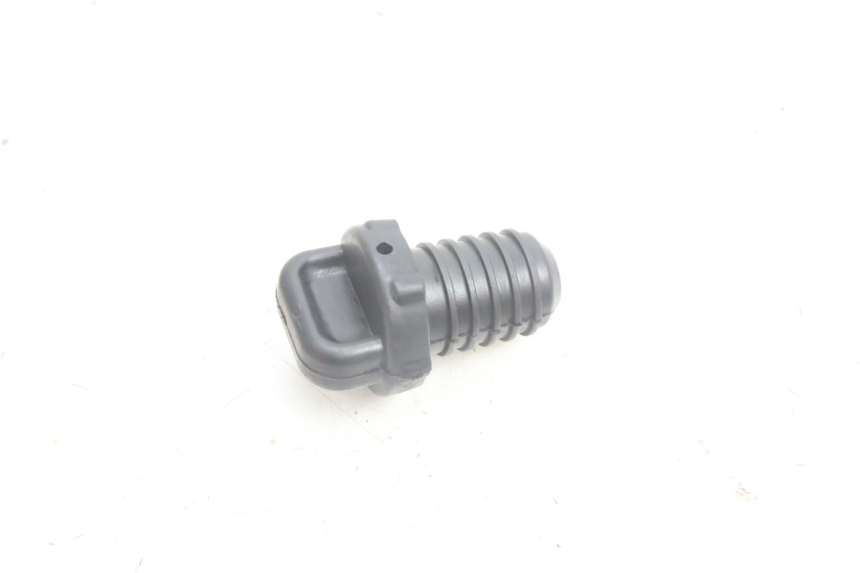 photo de TAPON DEPOSITO ACEITE PEUGEOT STREETZONE NAKED 2T 50 (2014 - 2018) - Zoom estado de uso