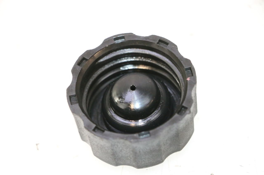 photo de TAPON DEPOSITO ACEITE PEUGEOT TKR TREKKER FURIOUS 50 (2005 - 2014) - Detalle de la pieza