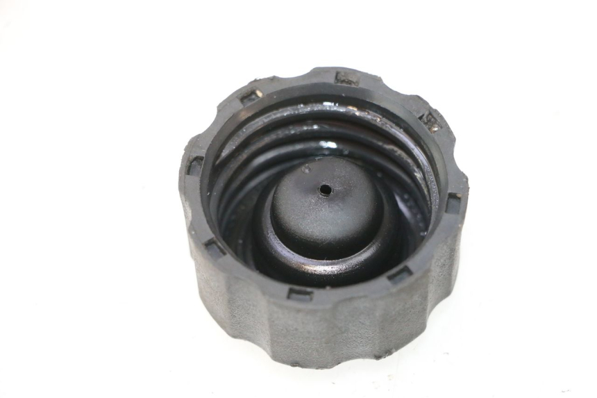 photo de TAPON DEPOSITO ACEITE PEUGEOT TKR TREKKER FURIOUS 50 (2005 - 2014) - Detalle de la pieza