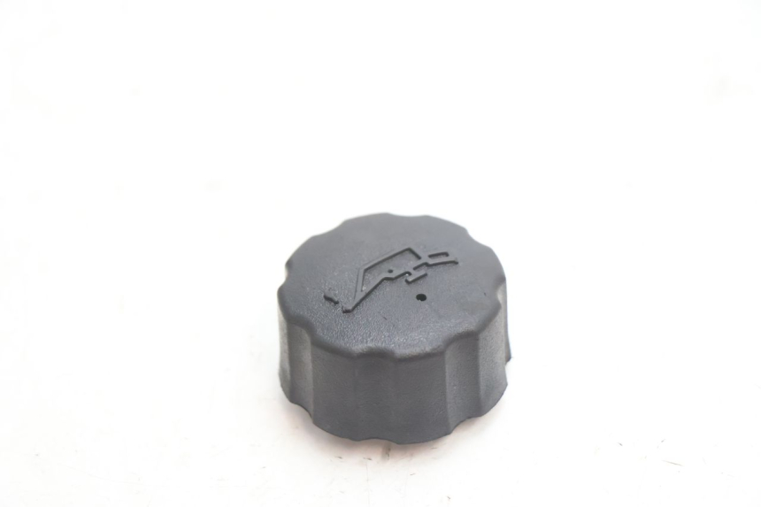 photo de TAPA DEPÓSITO DE ACEITE PEUGEOT TREKKER 50 (1995 - 2004) - Detalle de la pieza