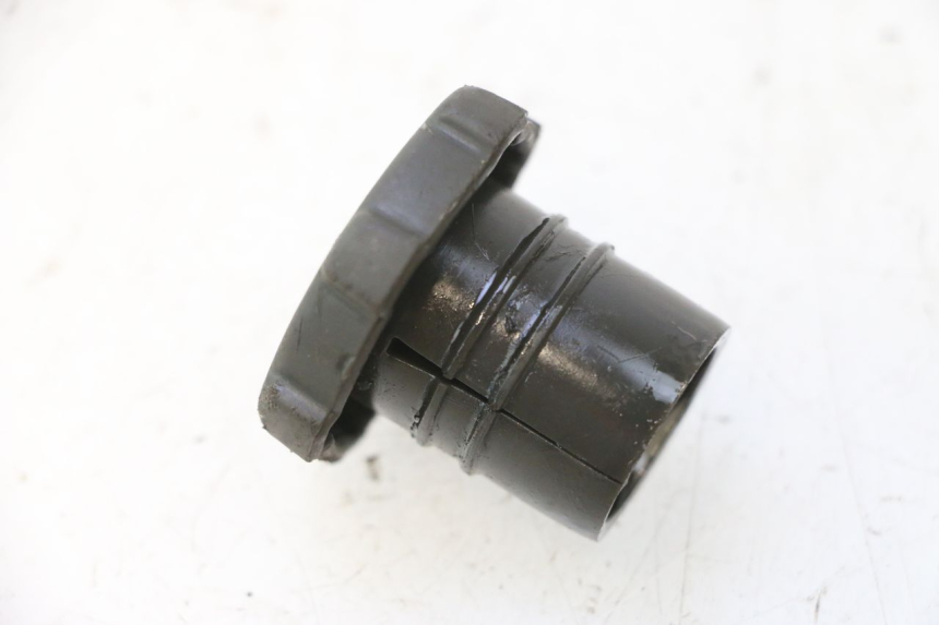photo de TAPA DEPÓSITO ACEITE PIAGGIO VESPA LX 2T 50 (2005 - 2013) - Zoom estado de uso