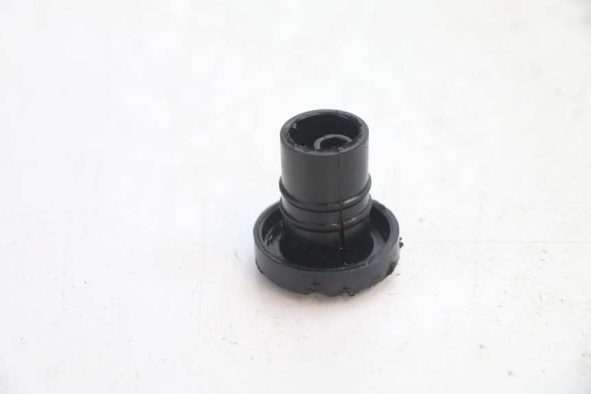 photo de TAPON DEPOSITO ACEITE PIAGGIO VESPA PK FL 2T 50 (1990 - 1996) - Zoom estado de uso