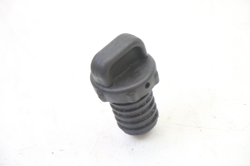 photo de TAPA DEPÓSITO DE ACEITE PEUGEOT VIVACITY NEW 2T 50 (2008 - 2017) - Detalle de la pieza