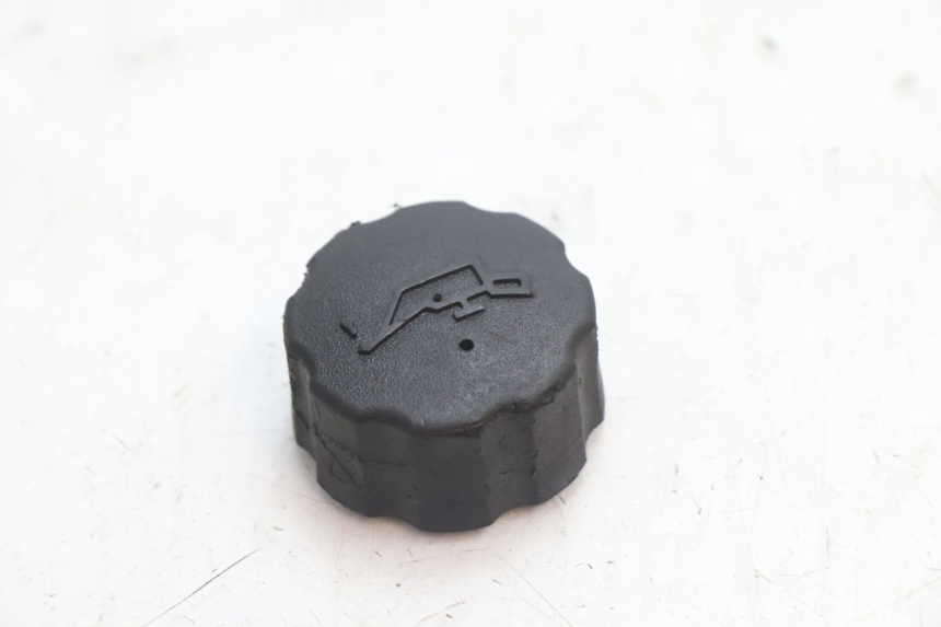 photo de TAPA DEPÓSITO DE ACEITE PEUGEOT VIVACITY 50 (1998 - 2003) - Detalle de la pieza
