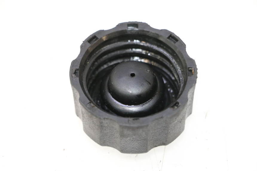photo de TAPON DEPOSITO ACEITE PEUGEOT VIVACITY 50 (2004 - 2009) - Detalle de la pieza