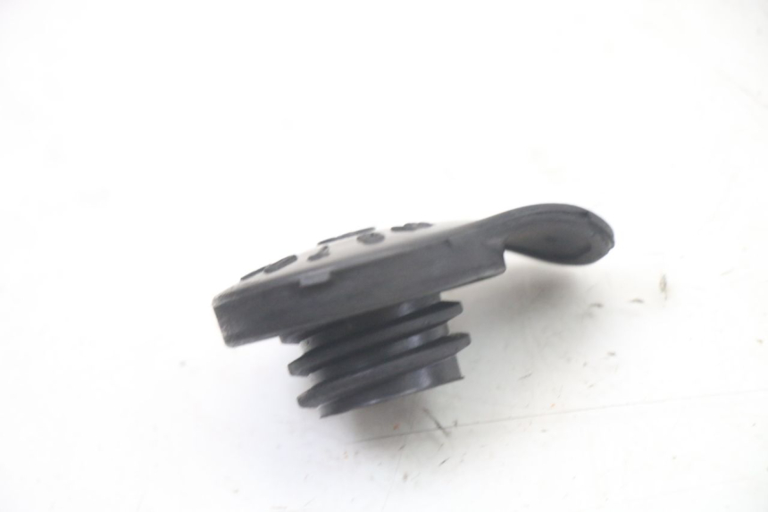 photo de TAPON DEPOSITO ACEITE YAMAHA BW'S NG NEXT GENERATION 50 (1996 - 2003) - Detalle de la pieza