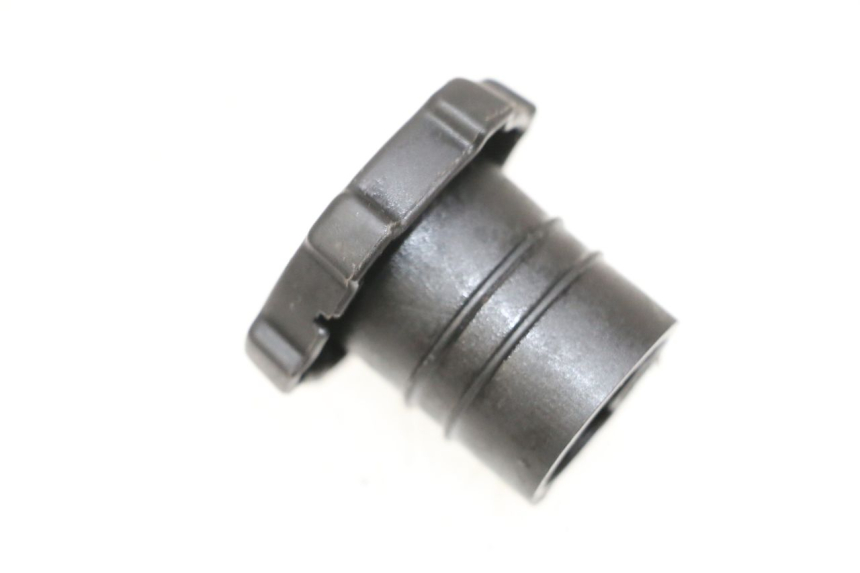 photo de TAPA DEPÓSITO ACEITE PIAGGIO ZIP 2T 50 (2009 - 2019) - Zoom estado de uso