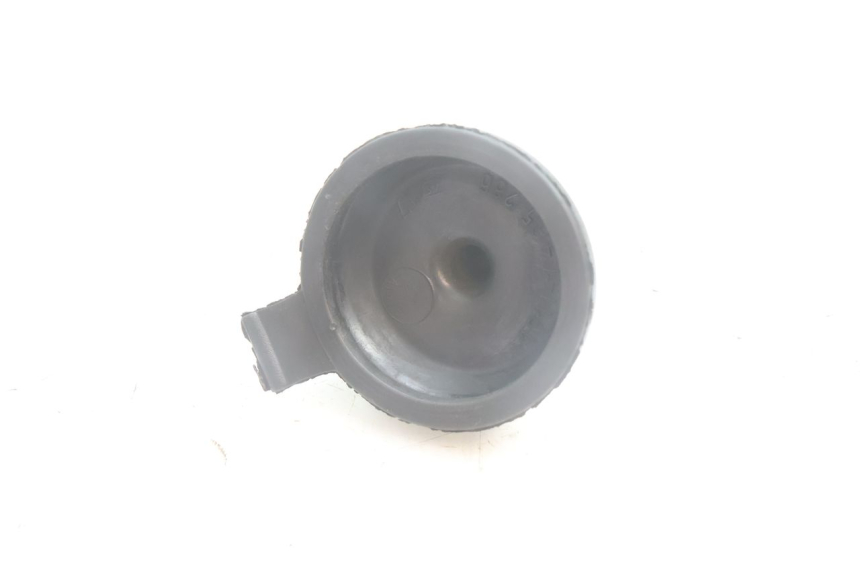 photo de TAPA DE EXPANSIÓN DEL DEPÓSITO BMW C1 125 (2000 - 2003) - Zoom estado de uso