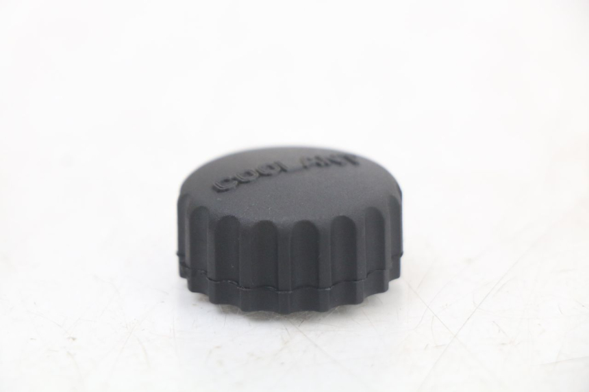 photo de BOTELLA EXPANSION TAPON HUSQVARNA SVARTPILEN 401 (2018 - 2023) - Zoom estado de uso