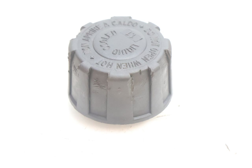 photo de BOTELLA EXPANSION TAPON PIAGGIO MP3 500 (2016 - 2018) - Otra perspectiva