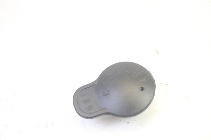 photo de TAPA DE EXPANSIÓN DEL DEPÓSITO YAMAHA NEOS NEO'S 4T 50 (2008 - 2016) - Zoom estado de uso