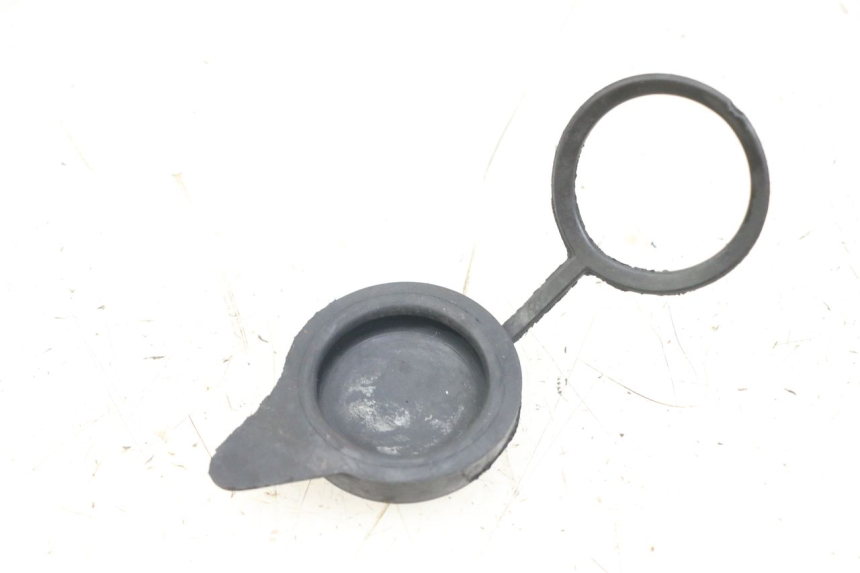 photo de TAPA DE EXPANSIÓN DEL DEPÓSITO HONDA NTV DEAUVILLE 650 (1998 - 2001) - Detalle de la pieza