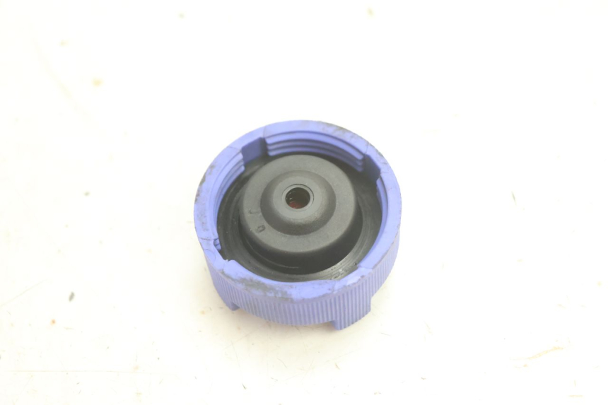 photo de BOTELLA EXPANSION TAPON PEUGEOT SATELIS 125 (2013 - 2018) - Otra perspectiva