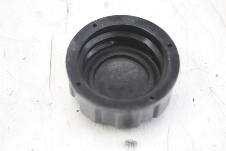 photo de TAPA DE EXPANSIÓN DEL DEPÓSITO SUZUKI SMX SUPERMOTARD 50 (1996 - 2001) - Detalle de la pieza