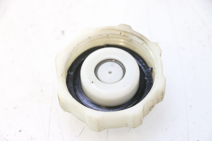 photo de TAPA DE EXPANSIÓN DEL DEPÓSITO PEUGEOT SPEEDFIGHT LC 50 (1996 - 2002) - Detalle de la pieza