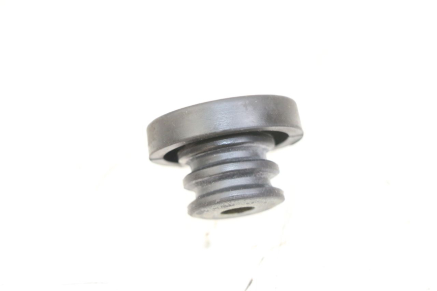 photo de BOTELLA EXPANSION TAPON SUZUKI BURGMAN 125 (2018 - 2021) - Zoom estado de uso