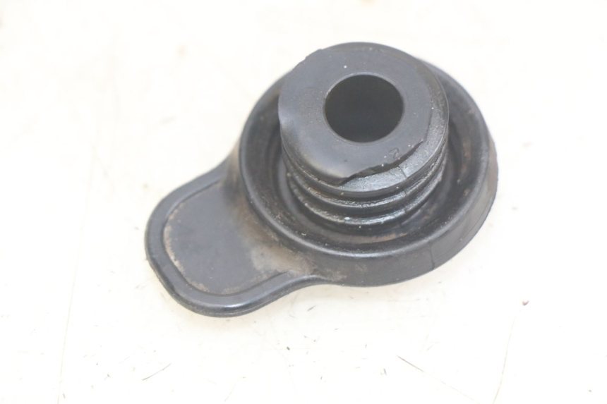 photo de TAPA DE EXPANSIÓN DEL DEPÓSITO YAMAHA XMAX X-MAX 125 (2006 - 2009) - Detalle de la pieza