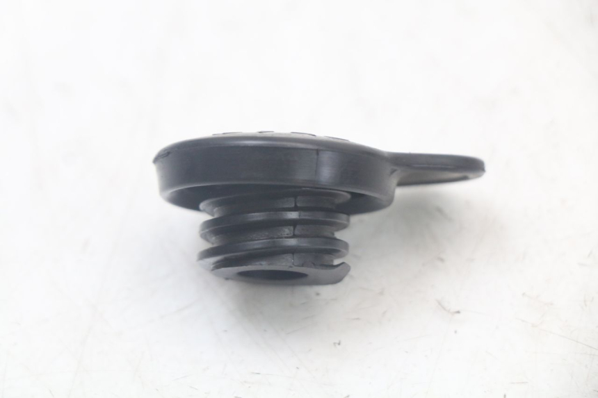 photo de TAPA DE EXPANSIÓN DEL DEPÓSITO YAMAHA XMAX X-MAX 125 (2006 - 2009) - Detalle de la pieza