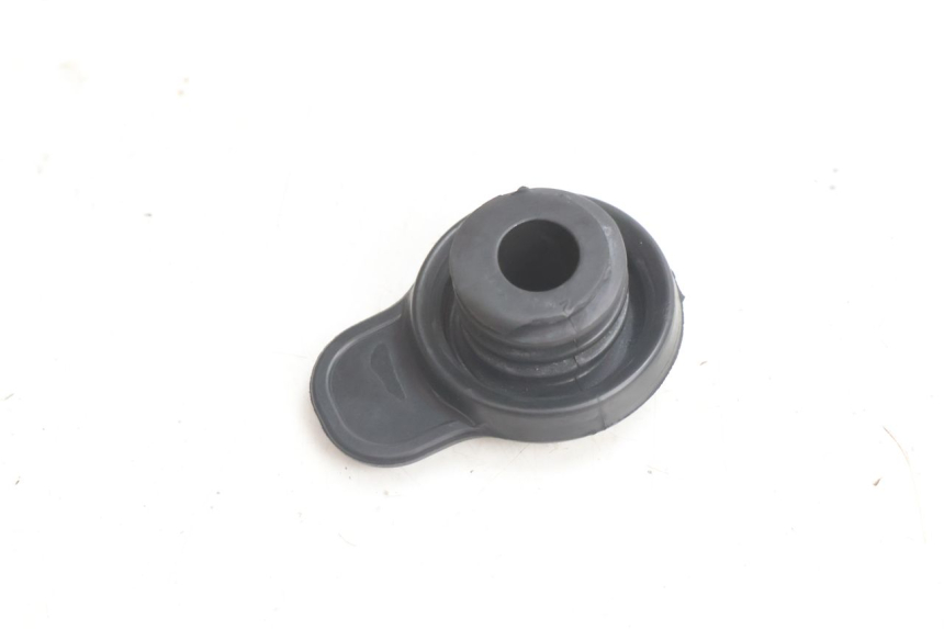 photo de TAPA DE EXPANSIÓN DEL DEPÓSITO YAMAHA X-MAX XMAX 125 (2010 - 2013) - Zoom estado de uso