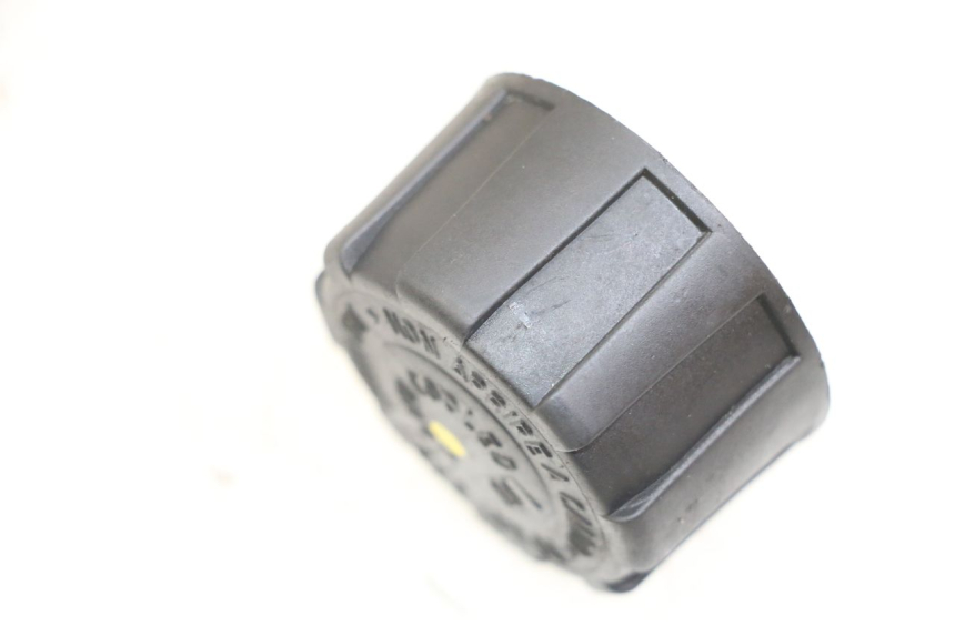 photo de TAPA DE EXPANSIÓN DEL DEPÓSITO PIAGGIO X10 125 (2012 - 2017) - Zoom estado de uso