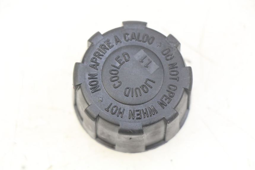 photo de TAPA DE EXPANSIÓN DEL DEPÓSITO PIAGGIO X8 125 (2004 - 2007) - Vista principal