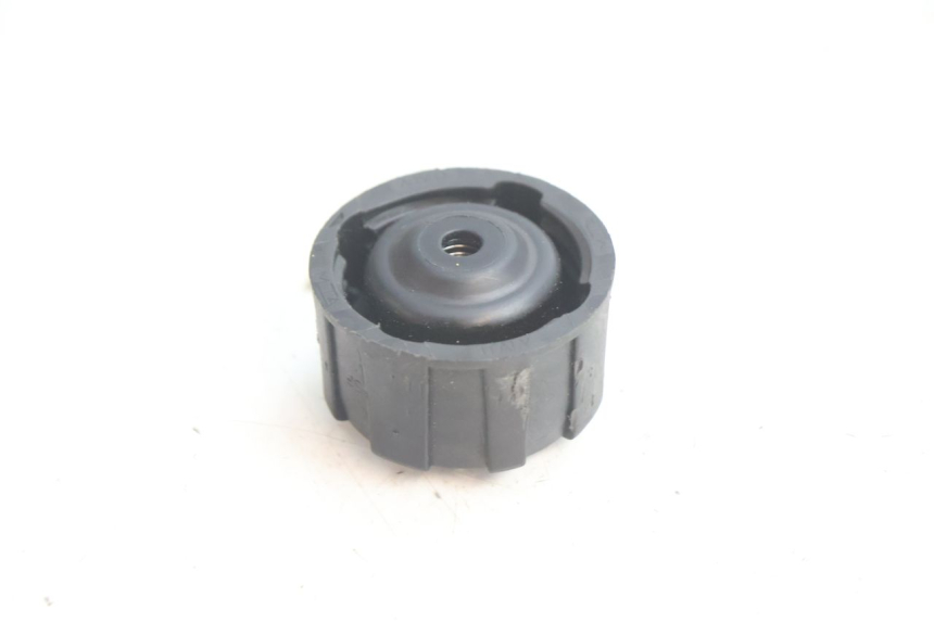 photo de TAPA DE EXPANSIÓN DEL DEPÓSITO PIAGGIO X9 EVOLUTION 125 (2003 - 2007) - Zoom estado de uso
