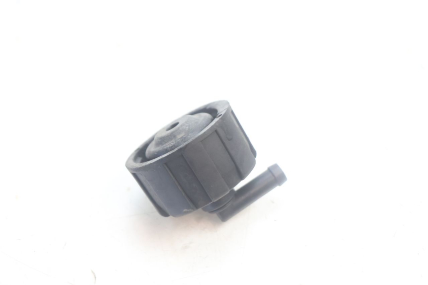 photo de TAPA DE EXPANSIÓN DEL DEPÓSITO YAMAHA YP MAJESTY 125 (2002 - 2006) - Zoom estado de uso