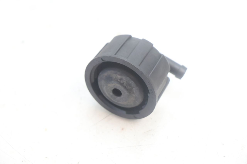 photo de TAPA DE EXPANSIÓN DEL DEPÓSITO YAMAHA YP MAJESTY 125 (2002 - 2006) - Otra perspectiva