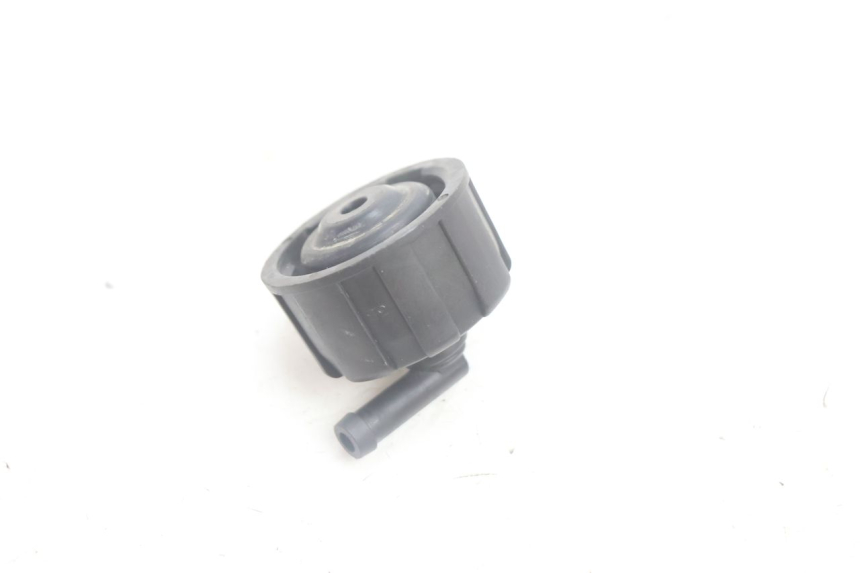 photo de TAPA DE EXPANSIÓN DEL DEPÓSITO YAMAHA YP MAJESTY 125 (2002 - 2006) - Otra perspectiva