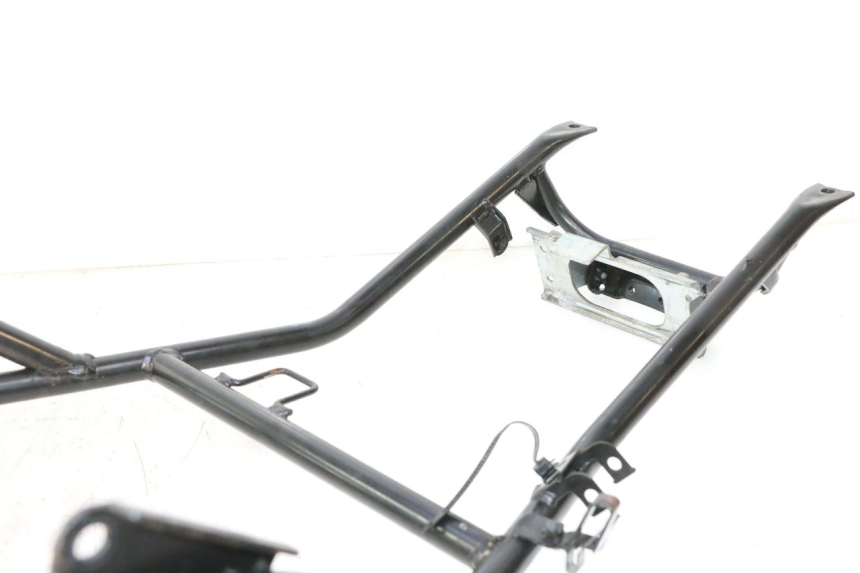 photo de SUBCHASIS TRASERO SUZUKI BURGMAN EXECUTIVE ABS 650 (2006 - 2012) - Zoom estado de uso