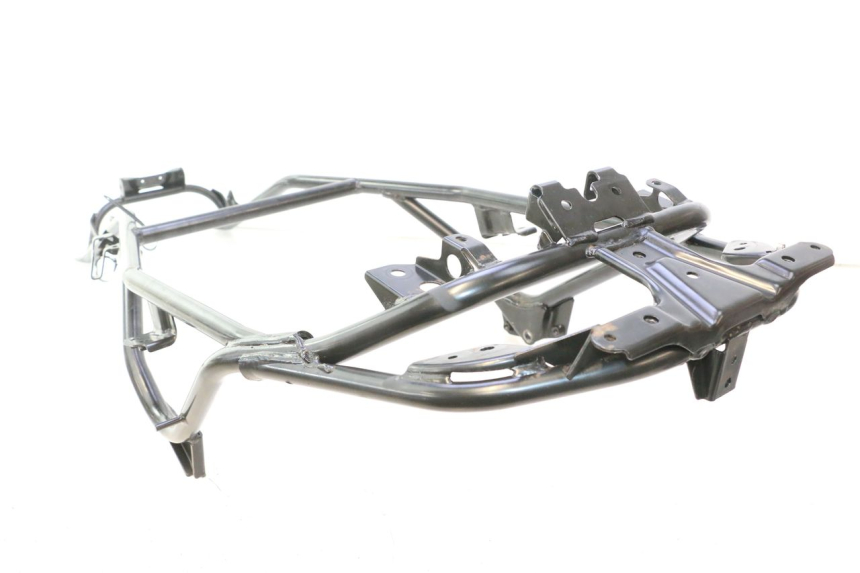 photo de SUBCHASIS TRASERO SUZUKI BURGMAN EXECUTIVE ABS 650 (2006 - 2012) - Detalle de la pieza