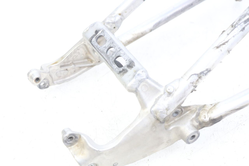 photo de BASTIDOR TRASERO HONDA CRF CR-F 450 (2009 - 2012) - Detalles de los puntos de fijación