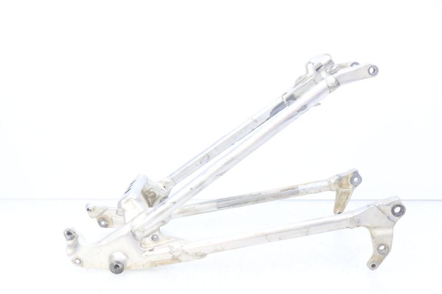 photo de BASTIDOR TRASERO HONDA CRF 250 (2013 - 2016) - Primer plano técnico