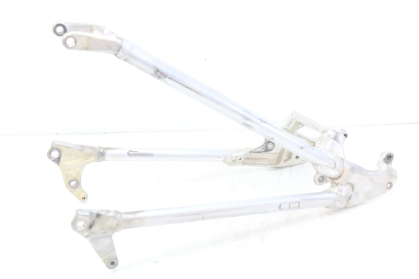 photo de BASTIDOR TRASERO HONDA CRF 250 (2010 - 2013) - Primer plano técnico