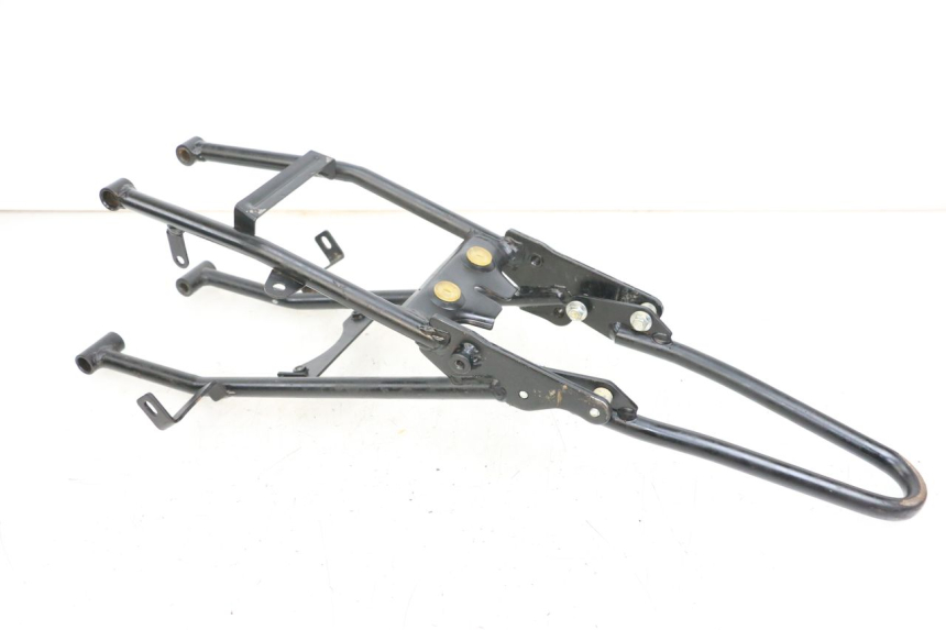 photo de SUBCHASIS TRASERO KSR RACING DRIFT 140 - Primer plano técnico