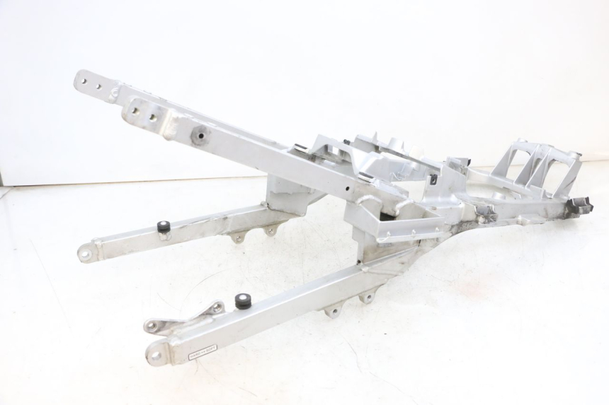 photo de BASTIDOR TRASERO YAMAHA FJR ABS 1300 (2006 - 2012) - Primer plano técnico