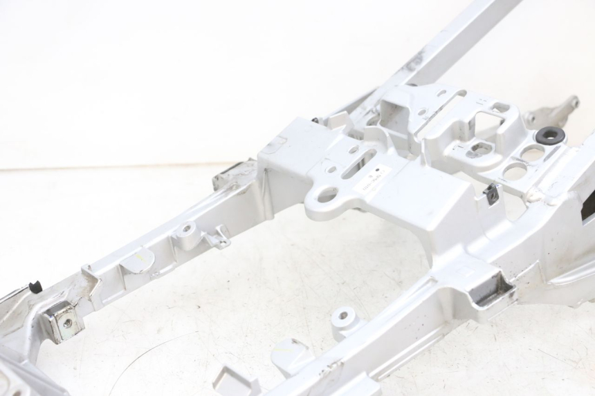 photo de BASTIDOR TRASERO YAMAHA FJR ABS 1300 (2006 - 2012) - Estado de la superficie y material
