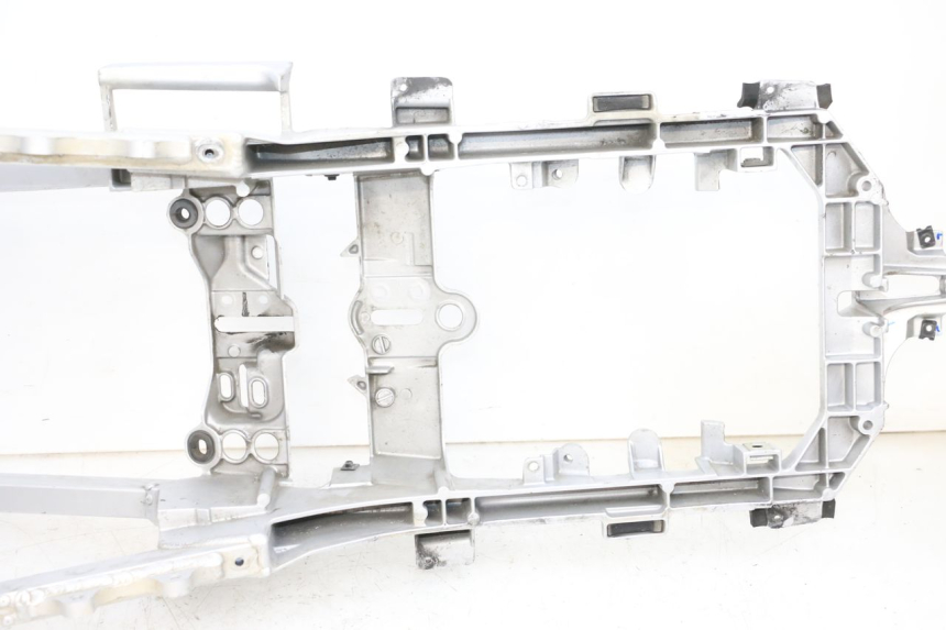 photo de BASTIDOR TRASERO YAMAHA FJR ABS 1300 (2006 - 2012) - Otra perspectiva