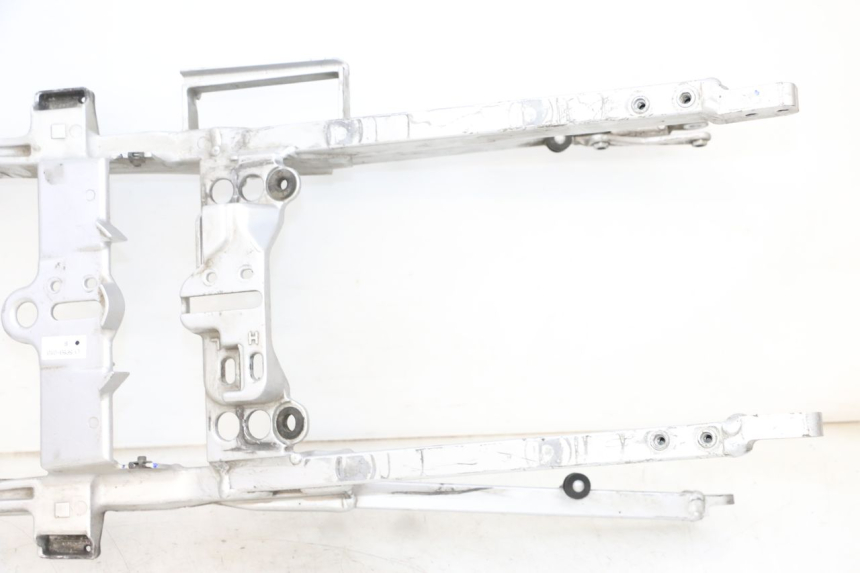 photo de BASTIDOR TRASERO YAMAHA FJR ABS 1300 (2006 - 2012) - Características distintivas