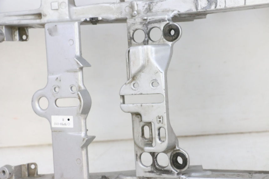 photo de BASTIDOR TRASERO YAMAHA FJR ABS 1300 (2006 - 2012) - Recambio usado revisado