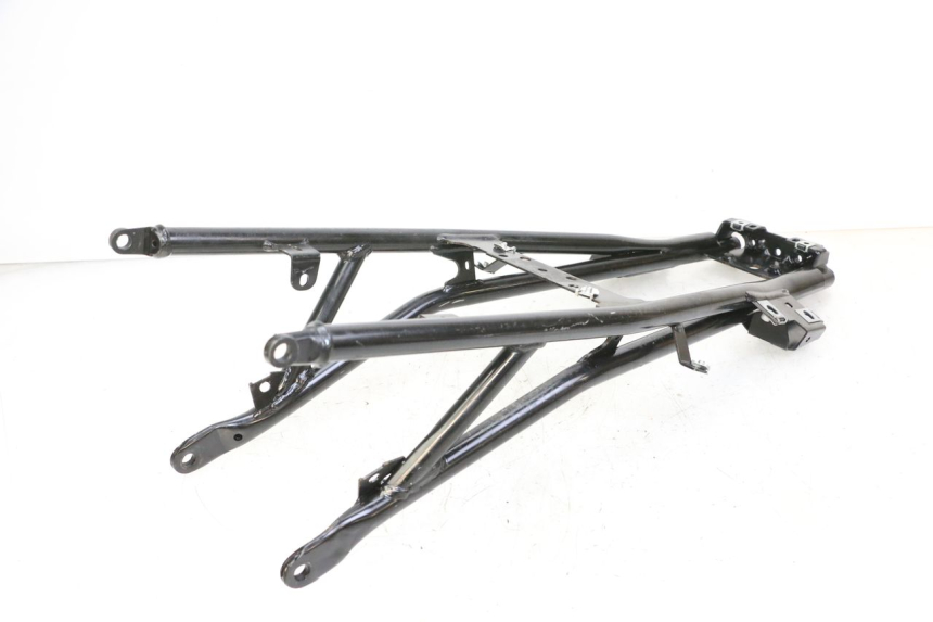 photo de SUBCHASIS TRASERO BMW G310 R 310 (2016 - 2020) - Primer plano técnico