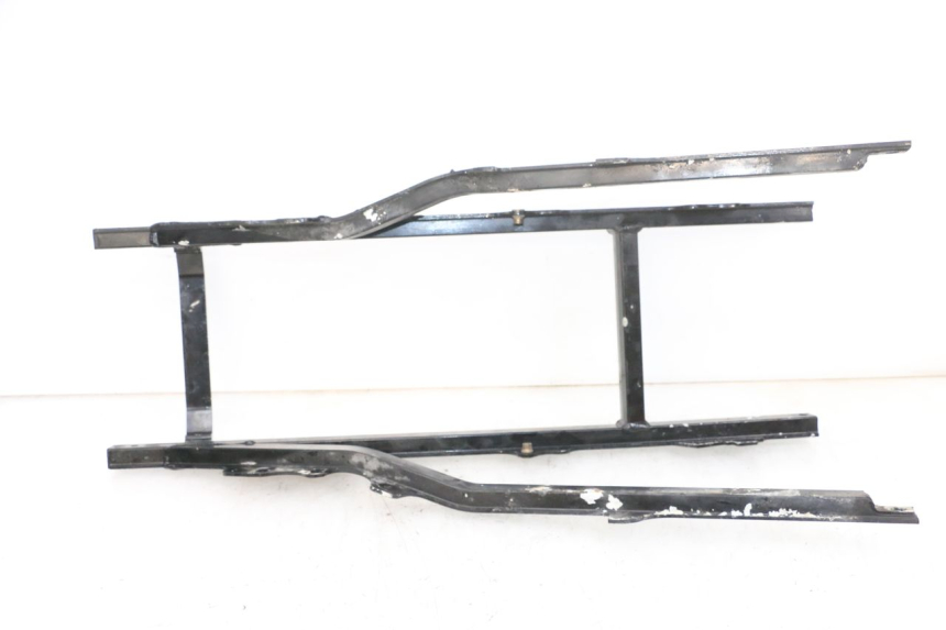 photo de SUBCHASIS TRASERO KAWASAKI GPX R WARBIRD 600 (1988 - 1993) - Detalle de la pieza