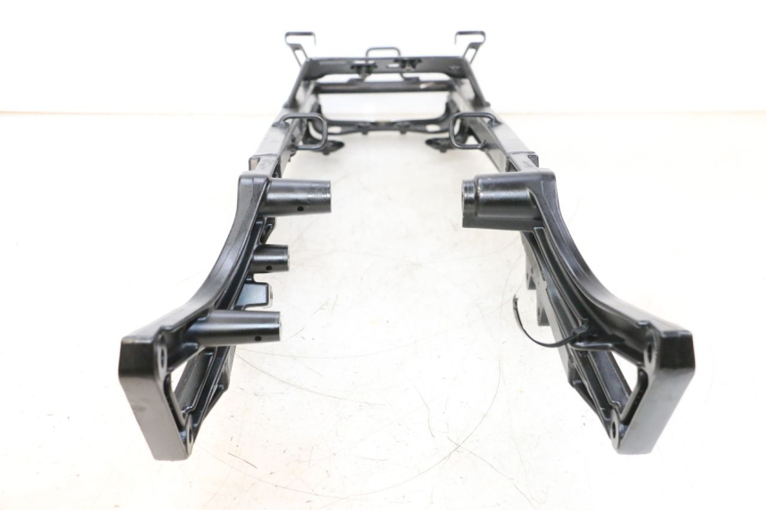 photo de SUBCHASIS TRASERO SUZUKI GSXR GSX-R 1000 (2003 - 2004) - Recambio usado revisado